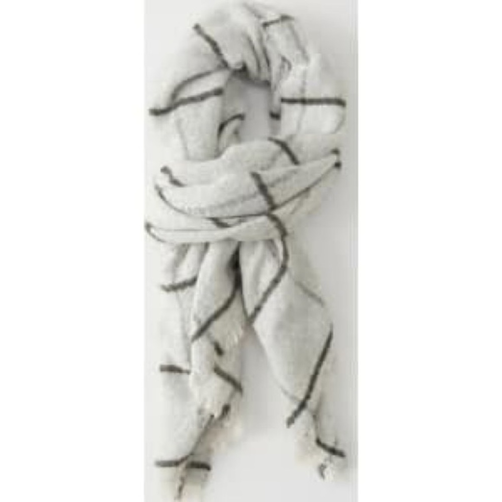 Abercrombie and Fitch Blanket Scarf